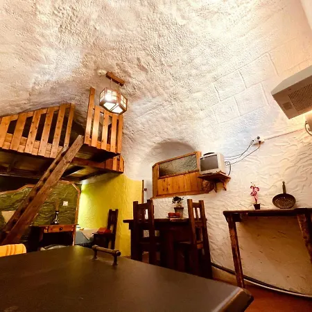 Cuevas Abuelo Ventura Hotel Guadix