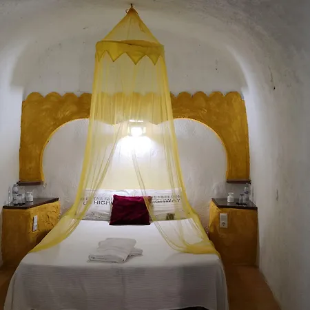 Cuevas Abuelo Ventura 3* Guadix